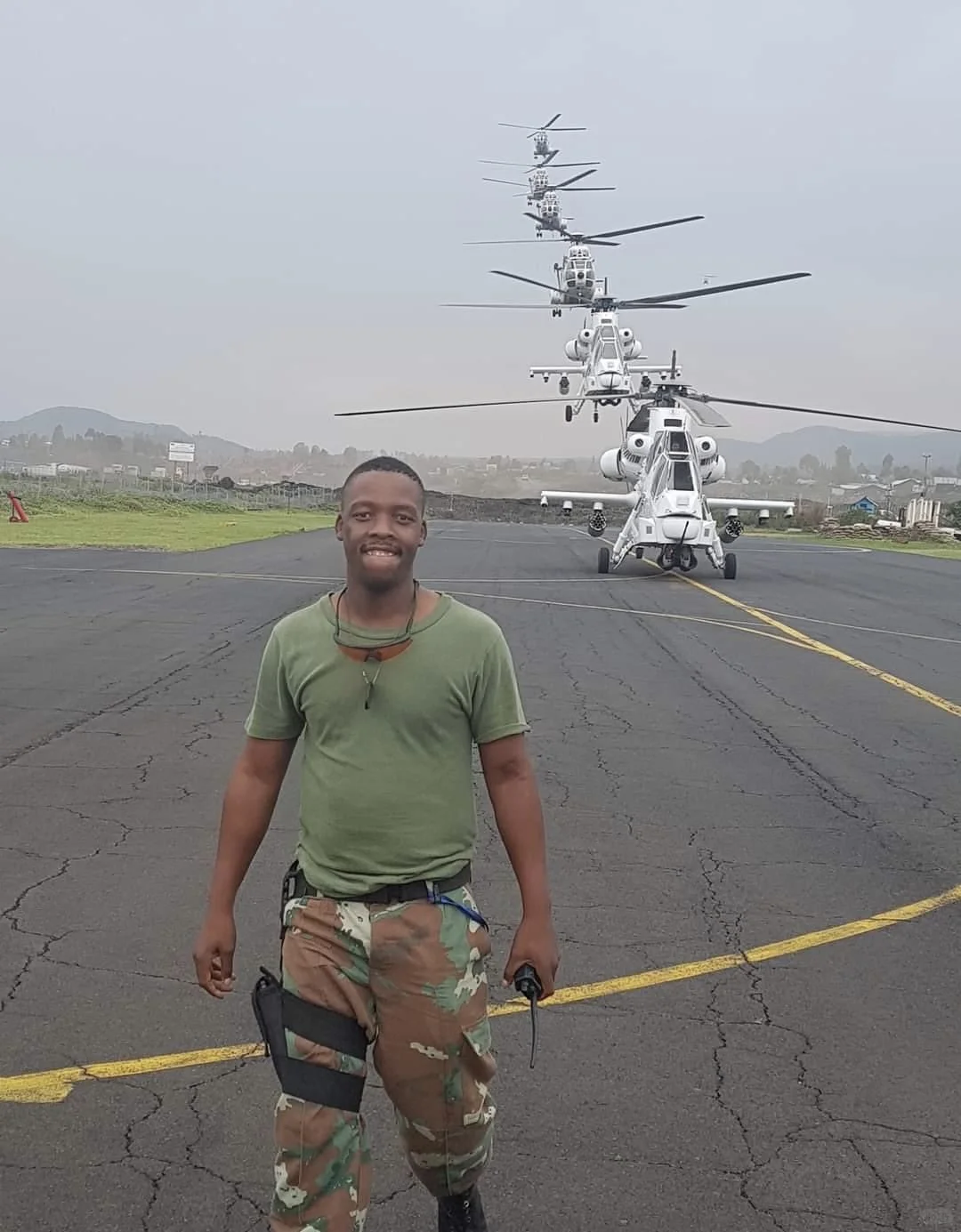 南非??军队武装直升机运输直升机