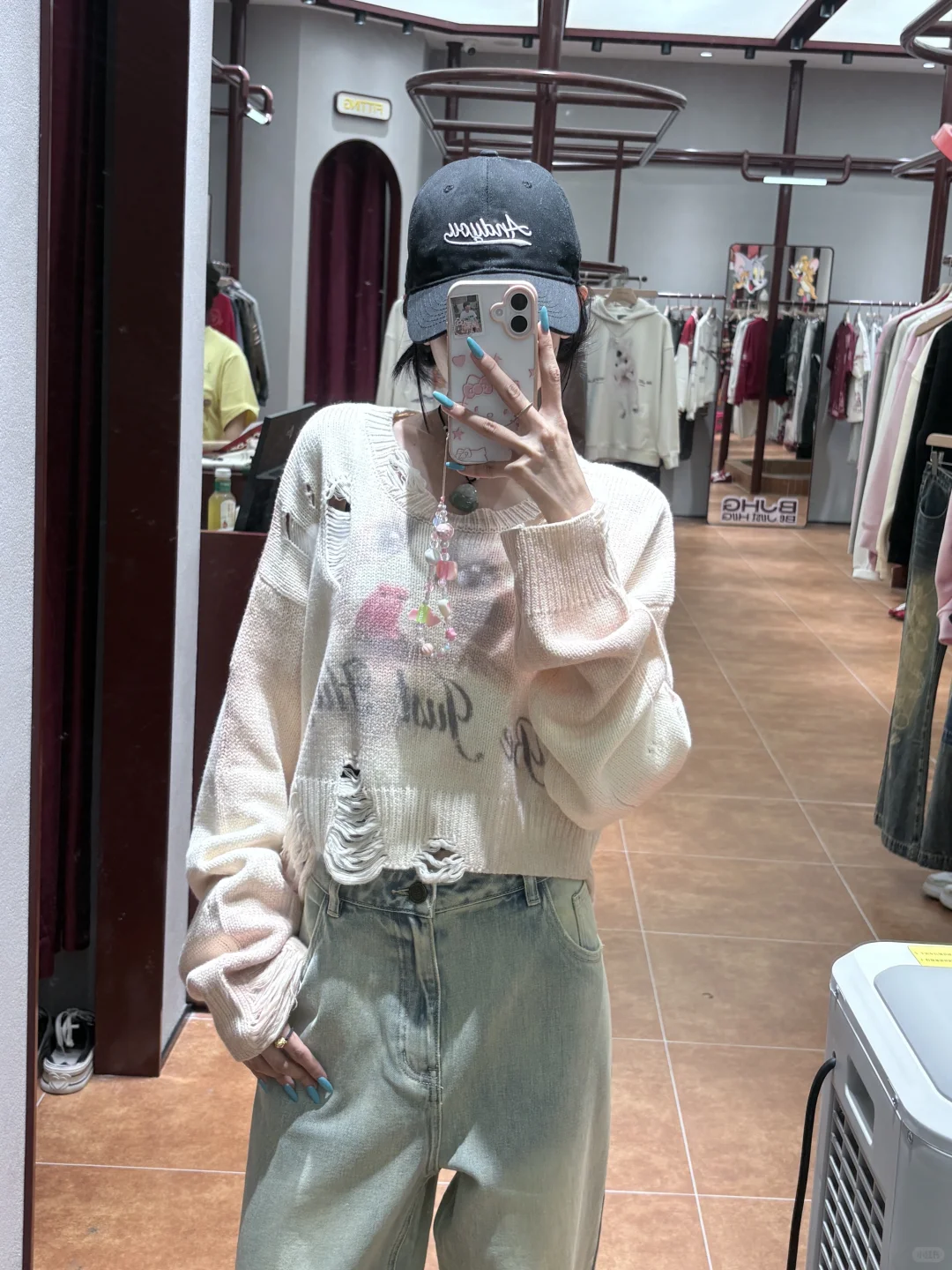 「慵懒猫咪毛衣｜不费力的时髦感」