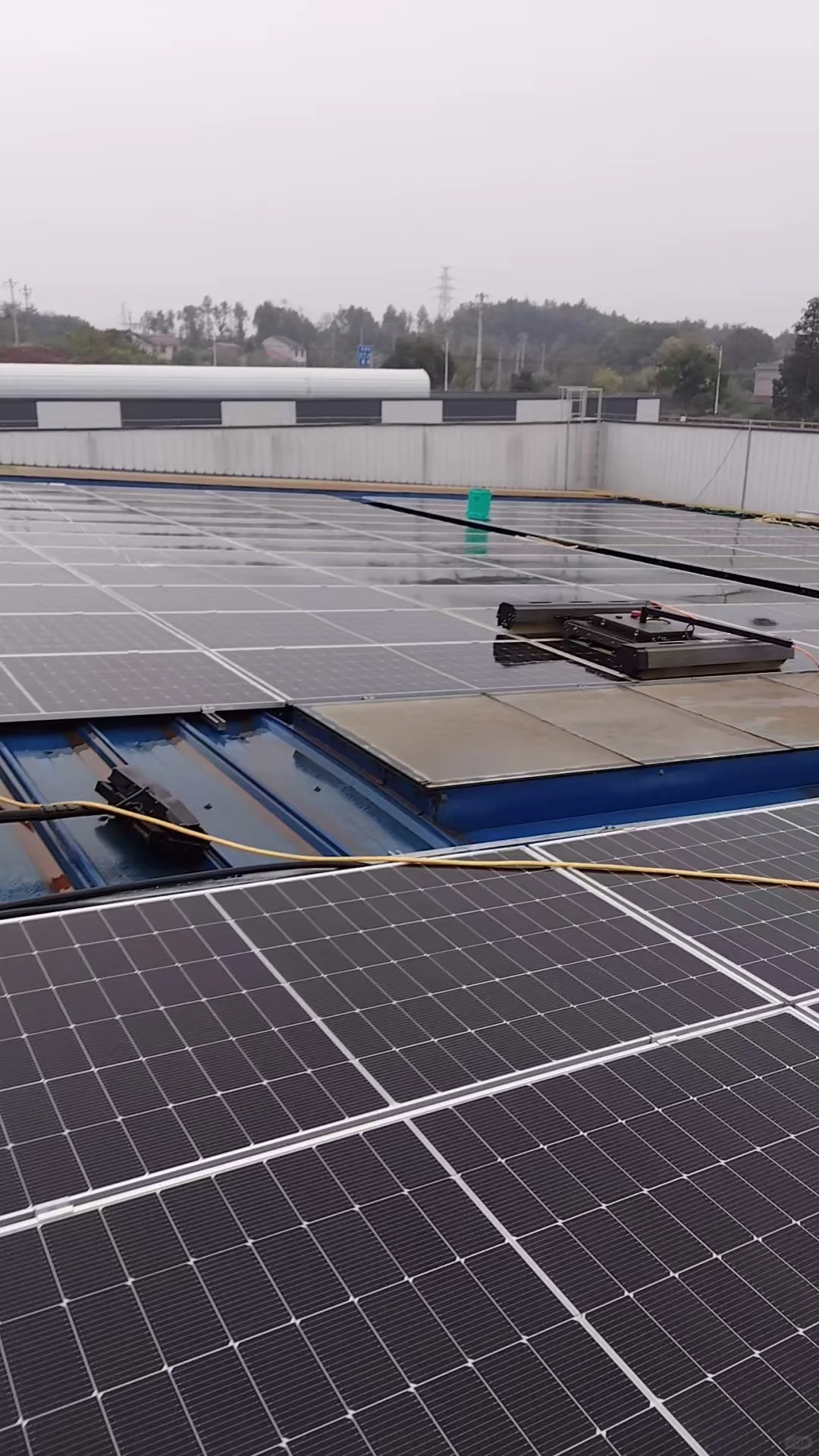 工商业光伏组件清洗