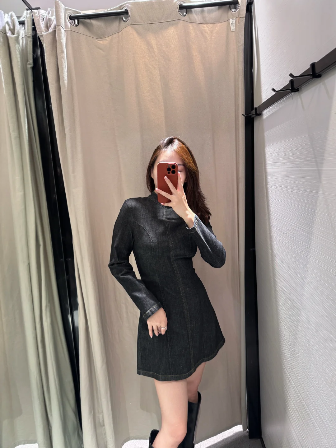 zara这牛仔裙剪裁显瘦神器 美了美了