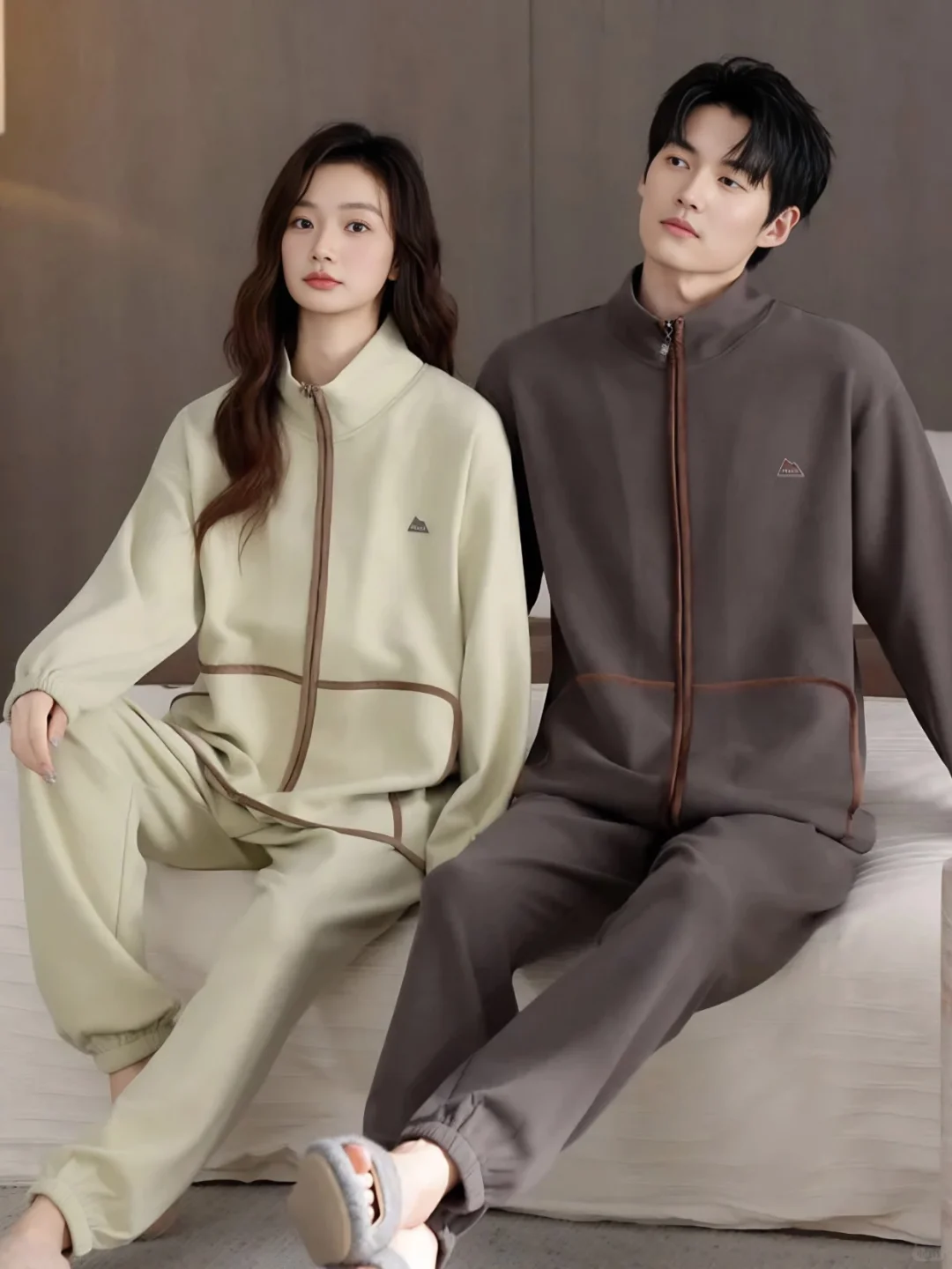 怕冷星人建议冬天都备一件德绒睡衣!