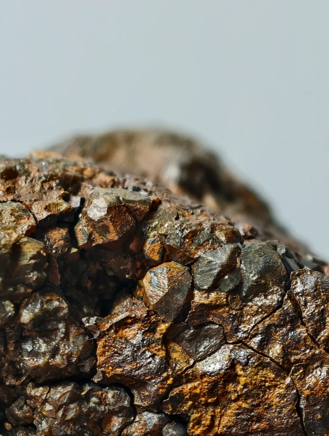 磁铁矿石?-宁波矿物采集图谱