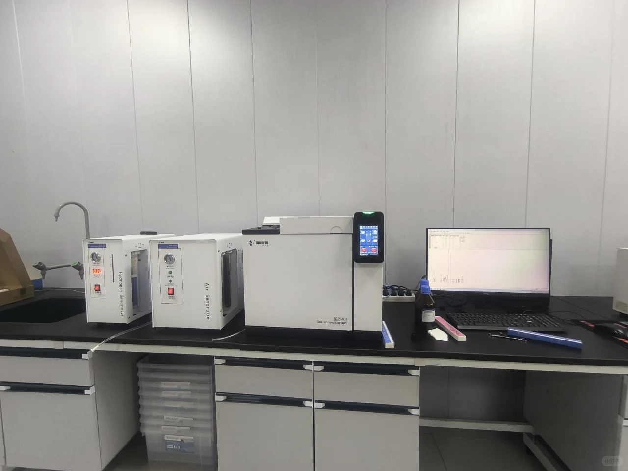 瑞能仪器服务于精细化工企业样品成分分析