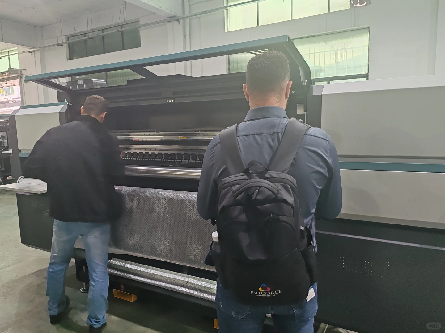 这个厂的工程师乃性情中人