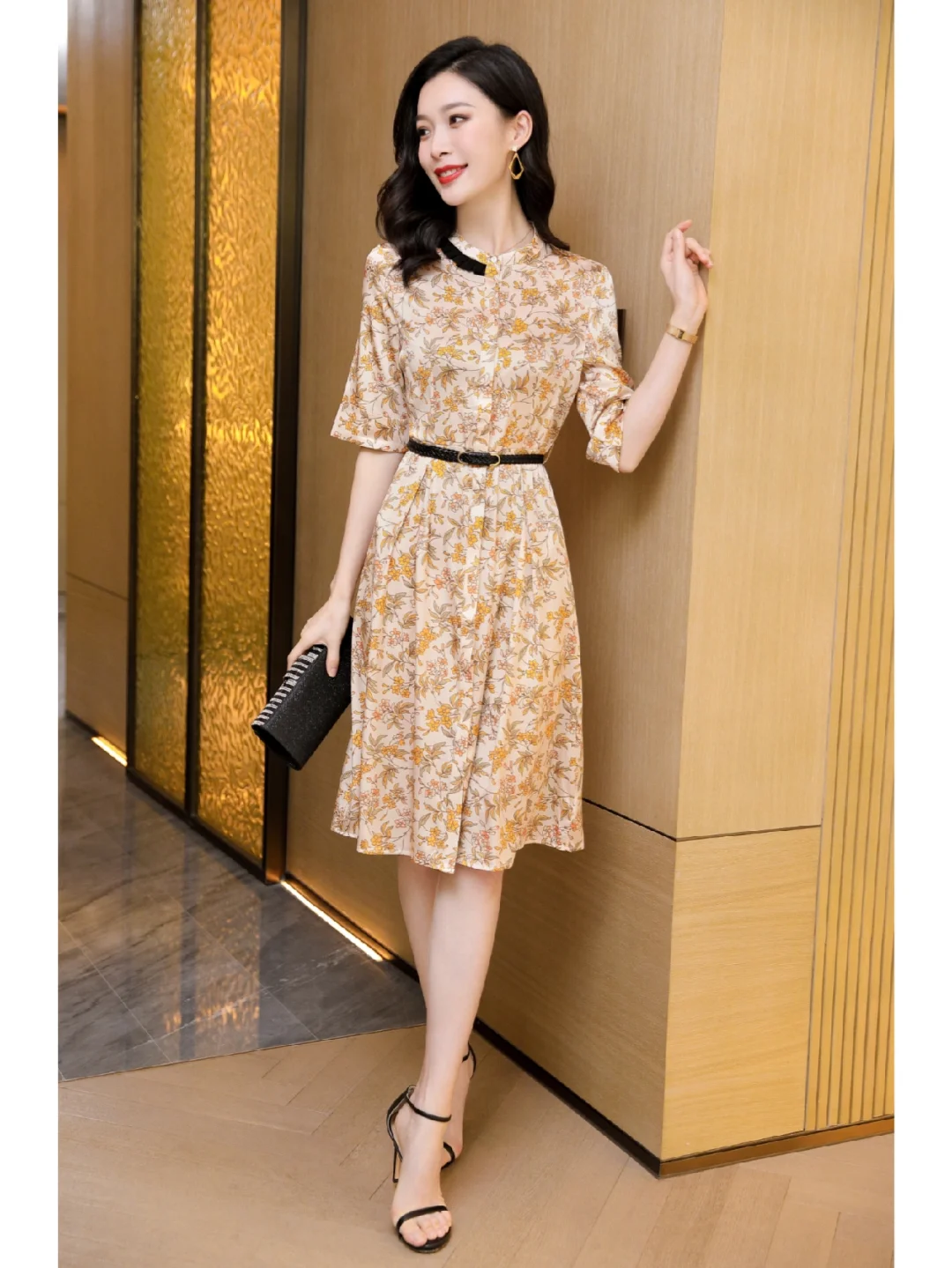 小众不对称领口设计☁️重磅真丝连衣裙?