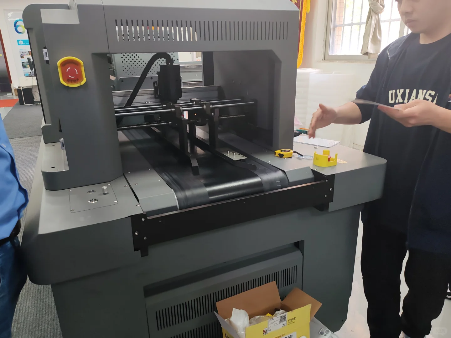 这个厂的工程师乃性情中人