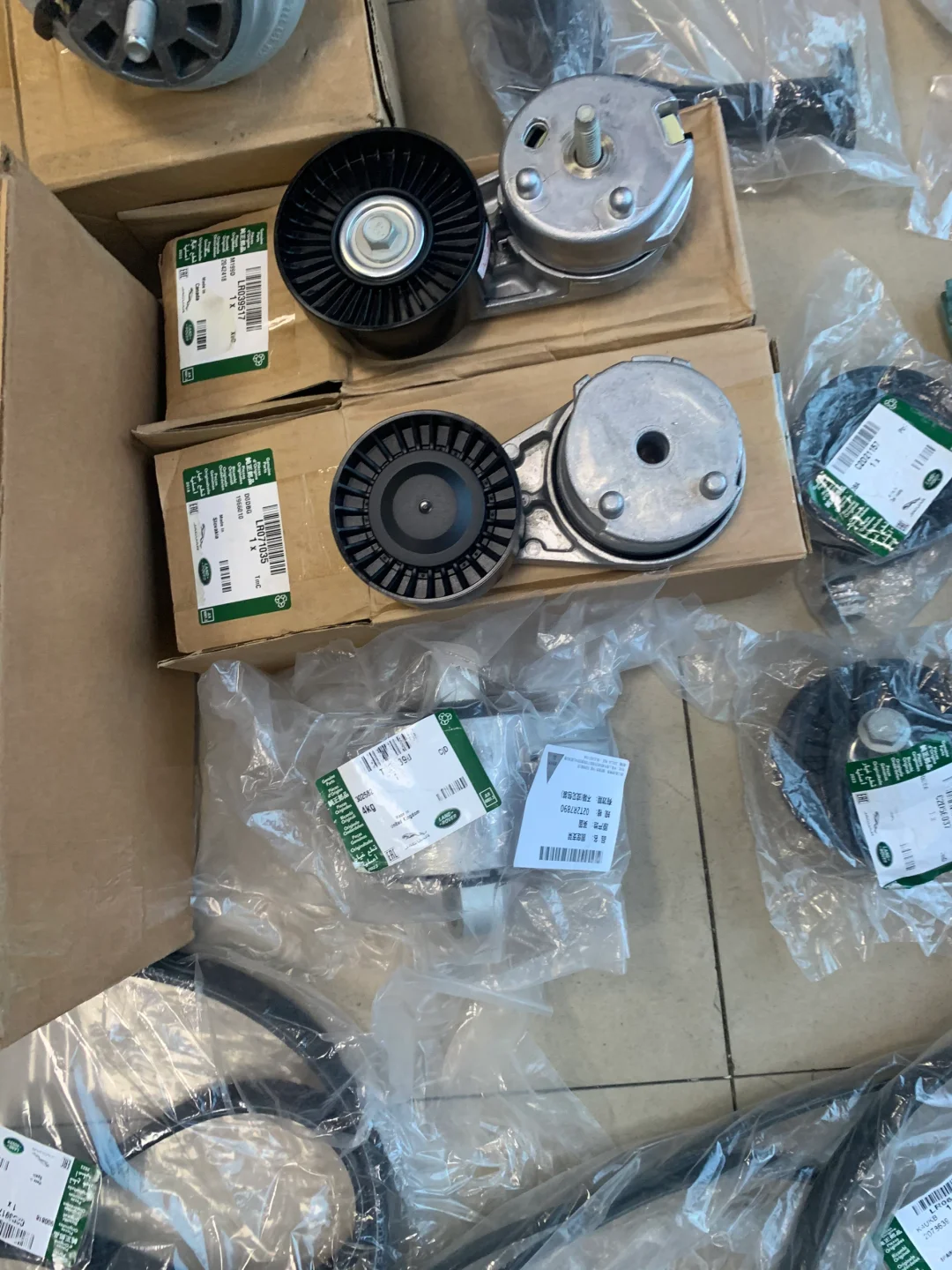 捷豹配件 路虎配件 水泵 皮带 发动机胶墩