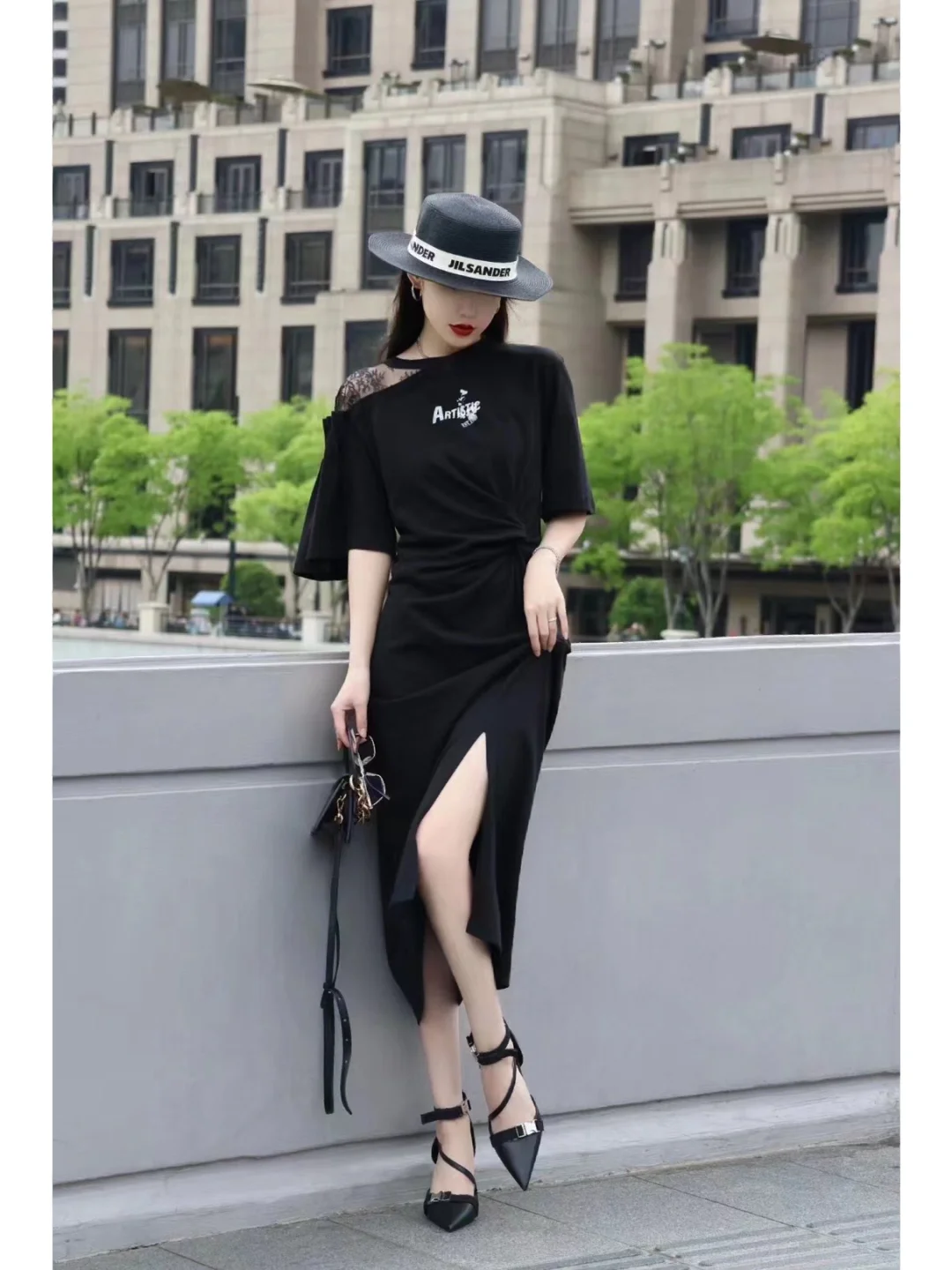 uti尤缇 不对称设计款连衣裙