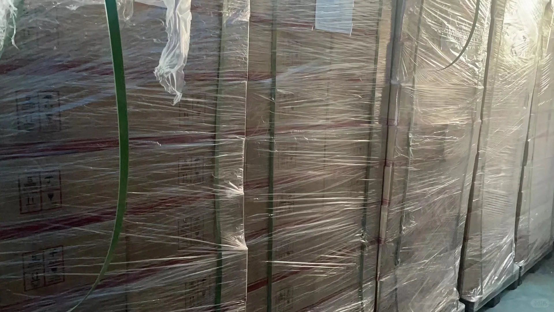 打印纸 标签纸安排起来