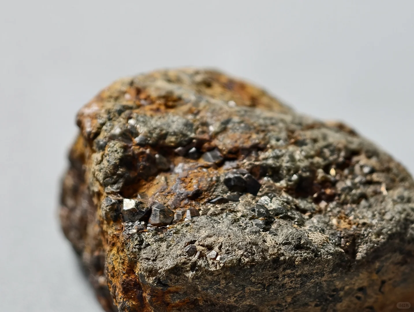 磁铁矿石?-宁波矿物采集图谱