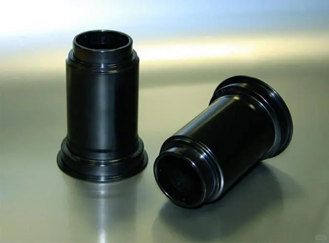 ⚠️传统塑料退退退！PPS 材料 5 大优势！