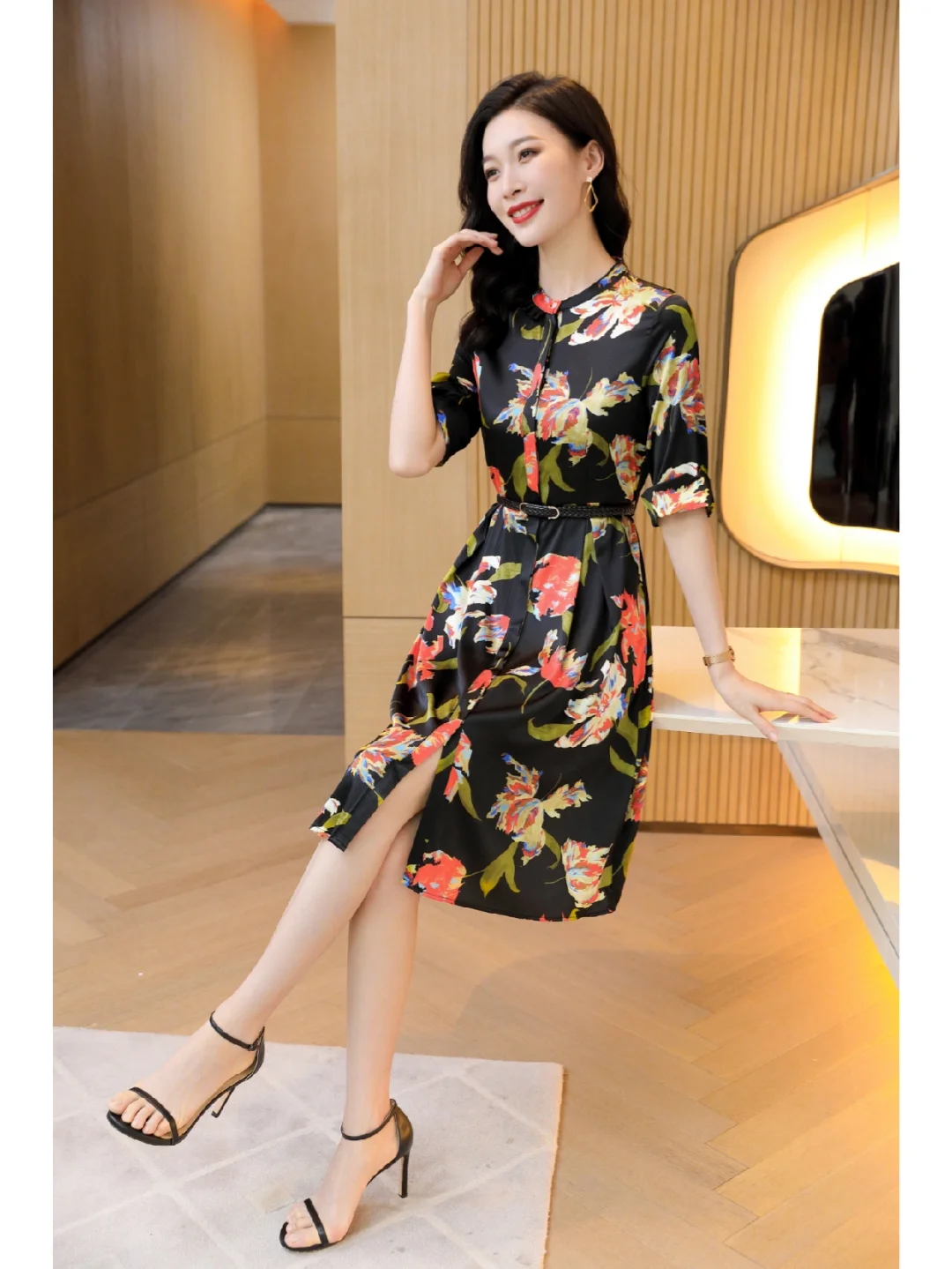 小众不对称领口设计☁️重磅真丝连衣裙?