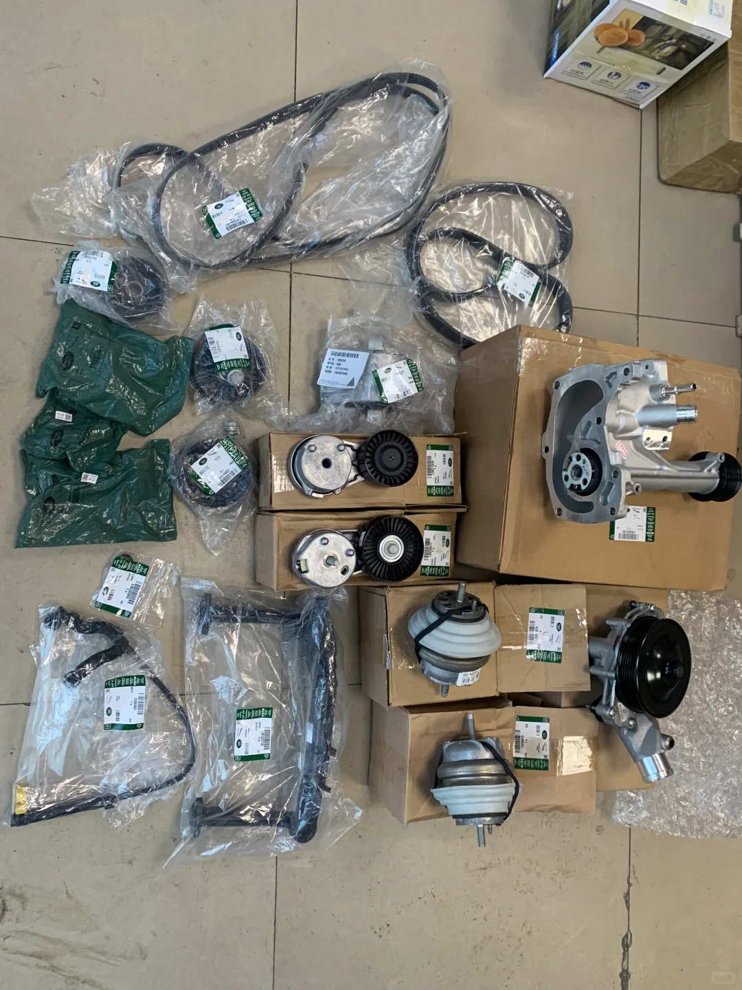 捷豹配件 路虎配件 水泵 皮带 发动机胶墩