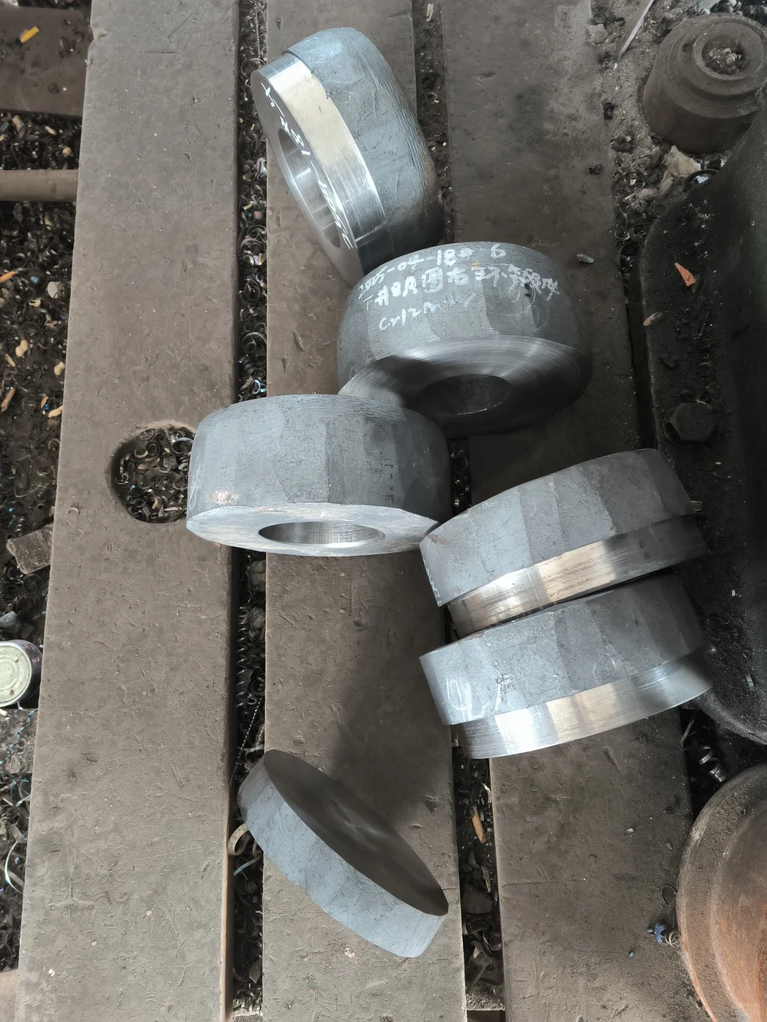 机加 锻造来活呗