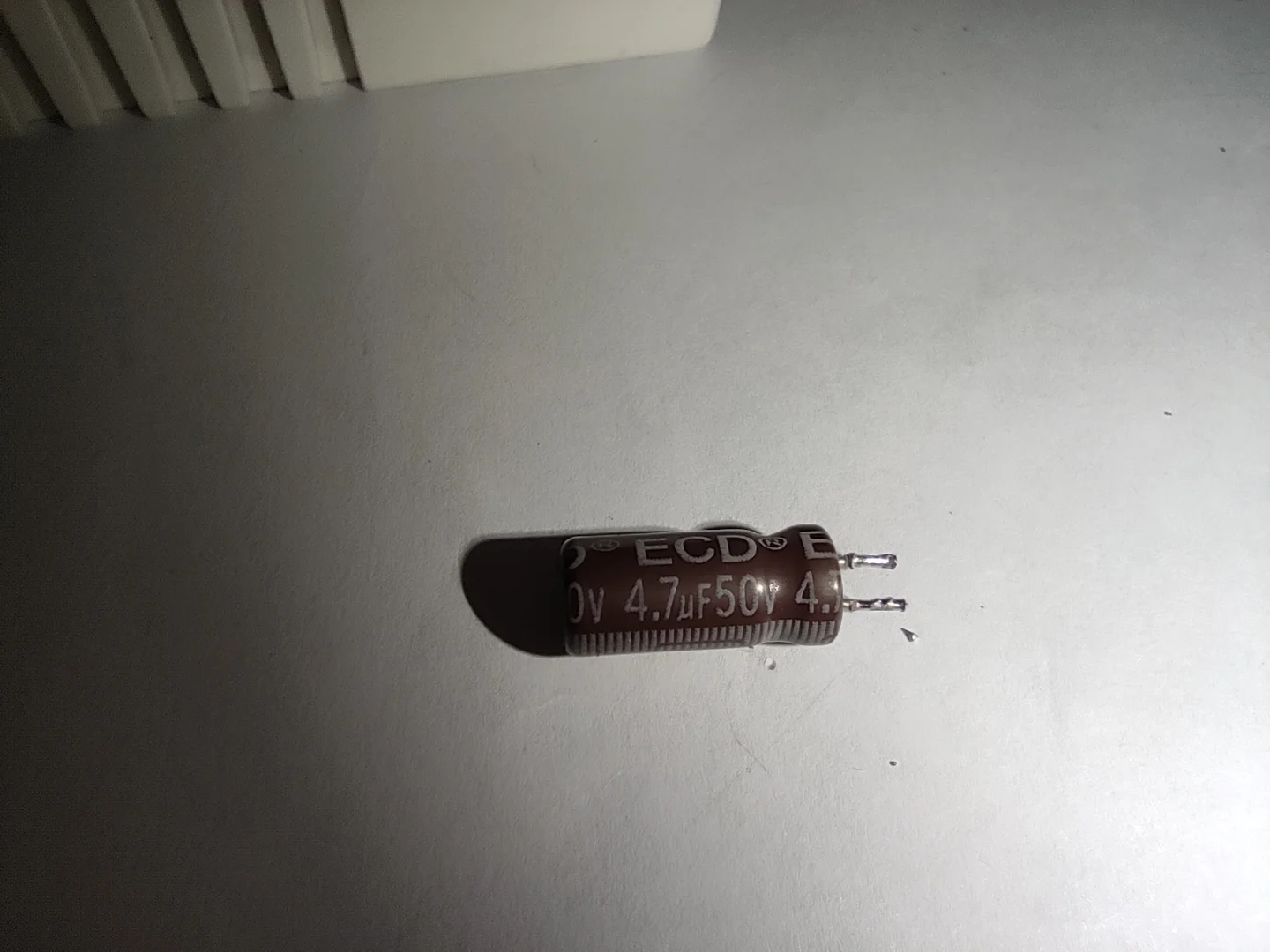 LED变光专用电源维修一例