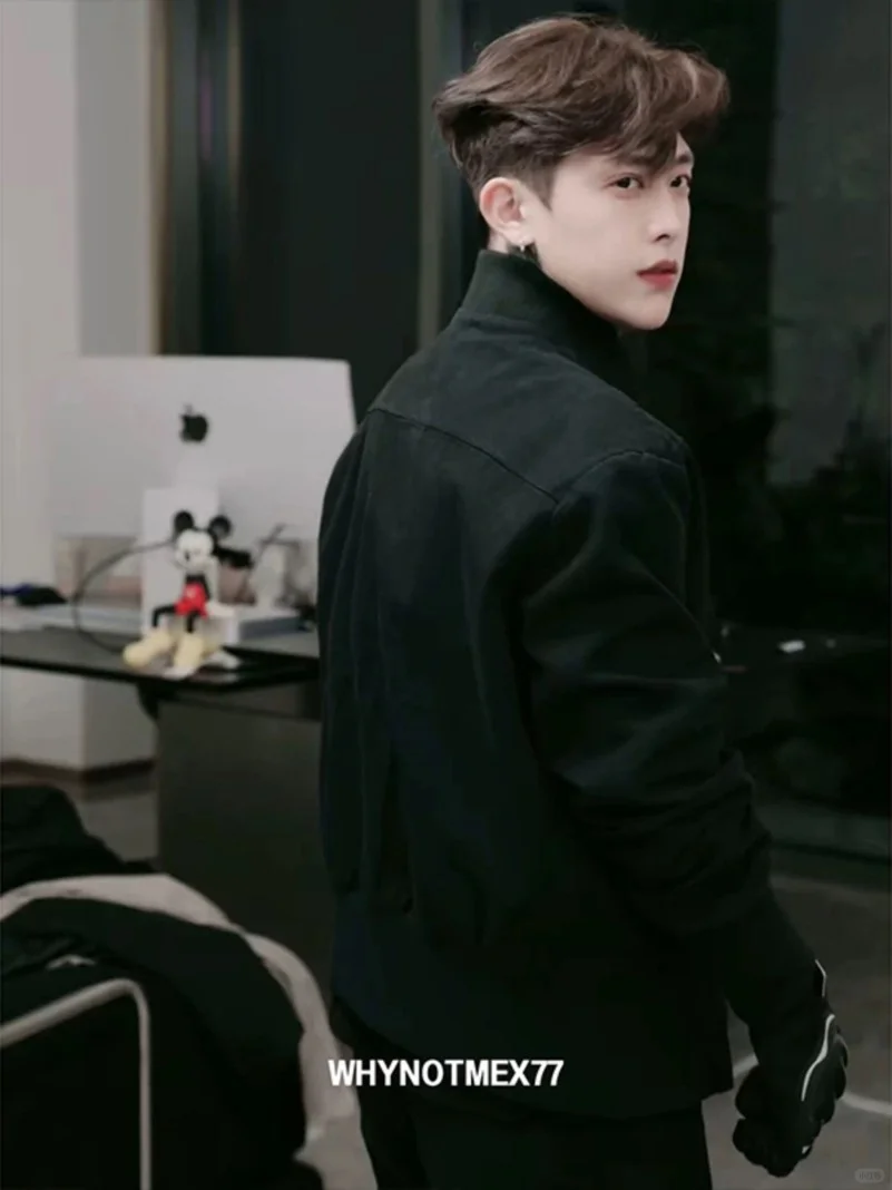 男生必入！这件黑色解构夹克也太帅了吧?