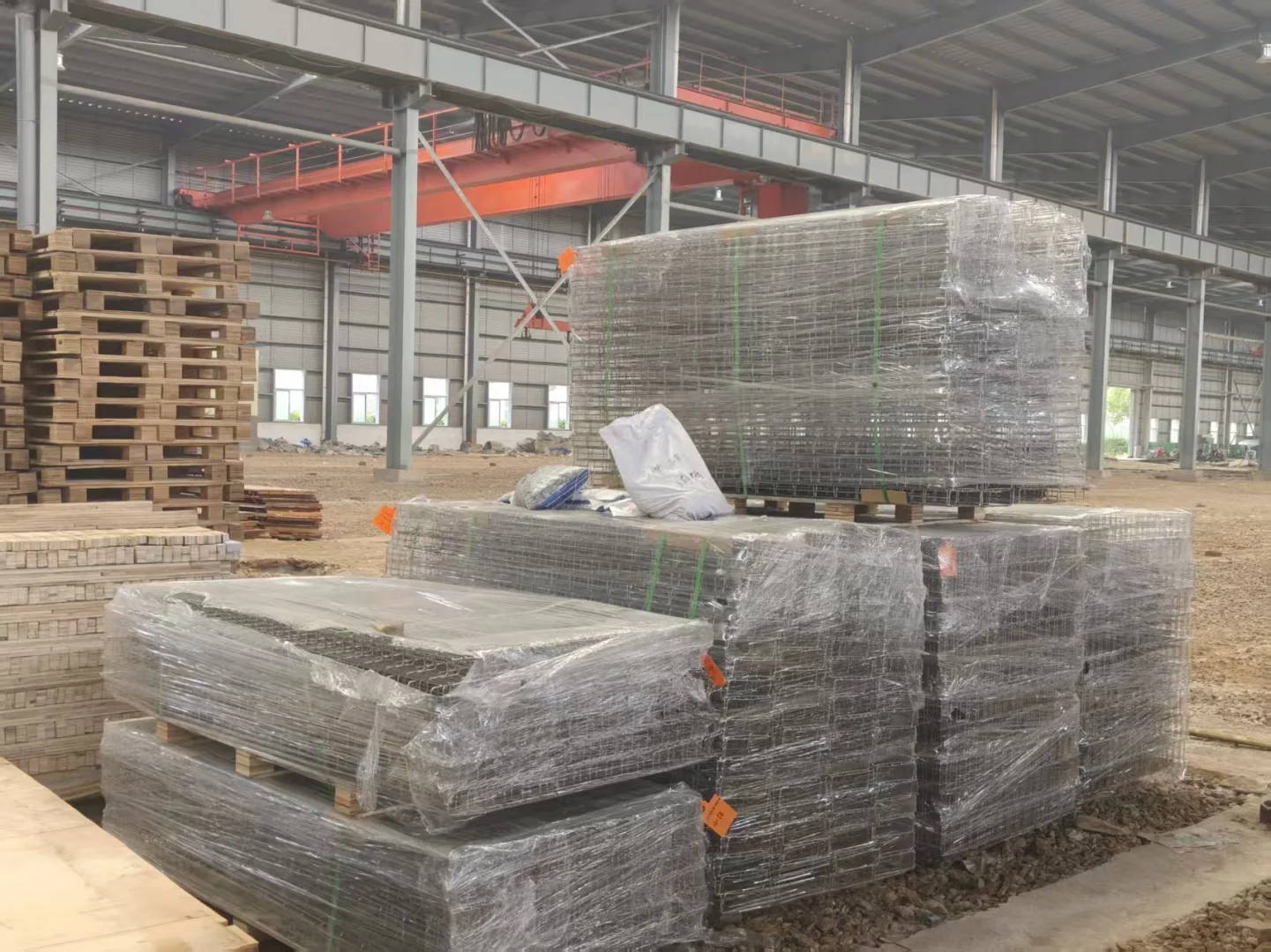 High-quality cable trays