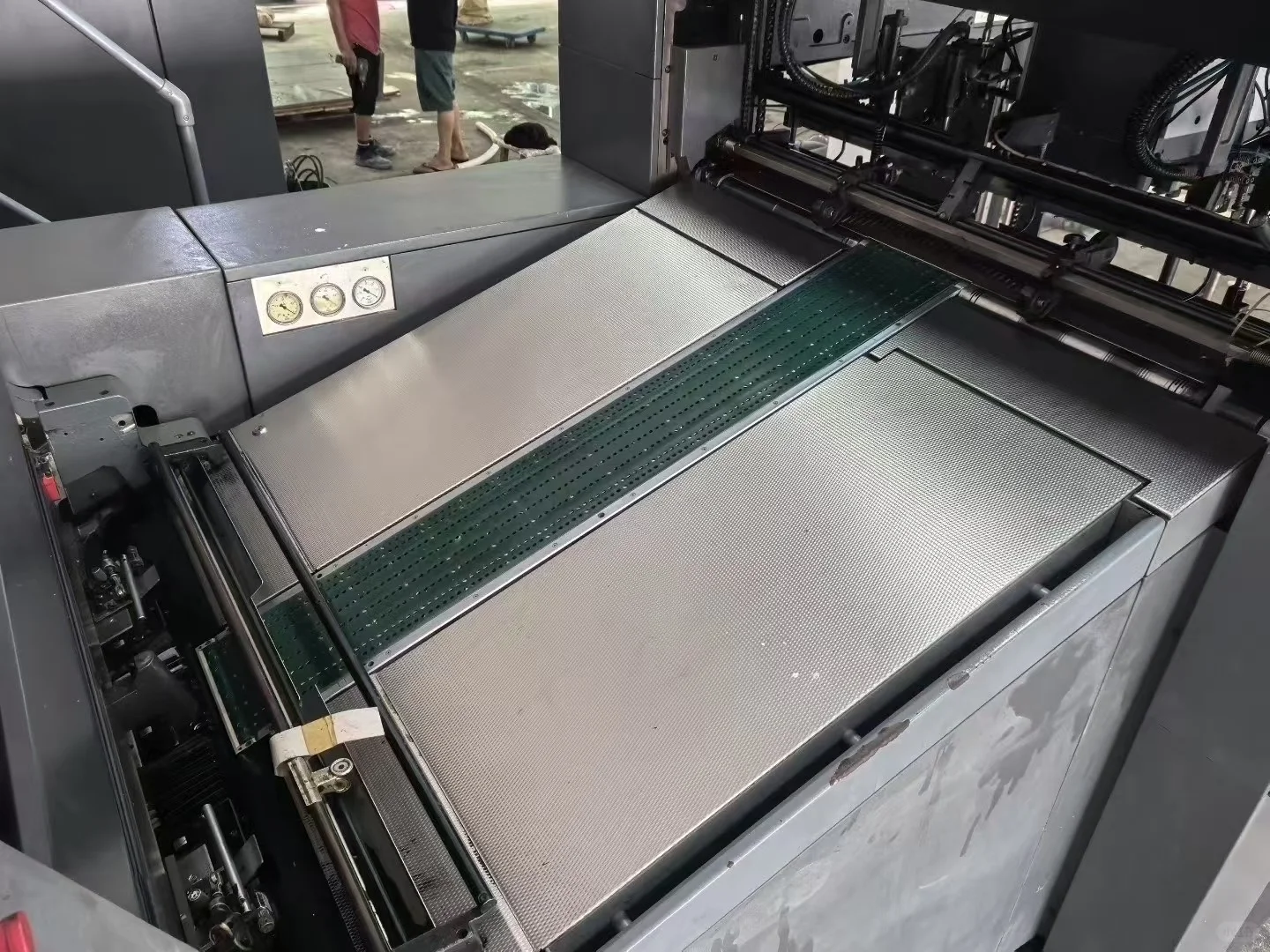 CD102-4 印刷机 印刷界的劳斯莱斯?