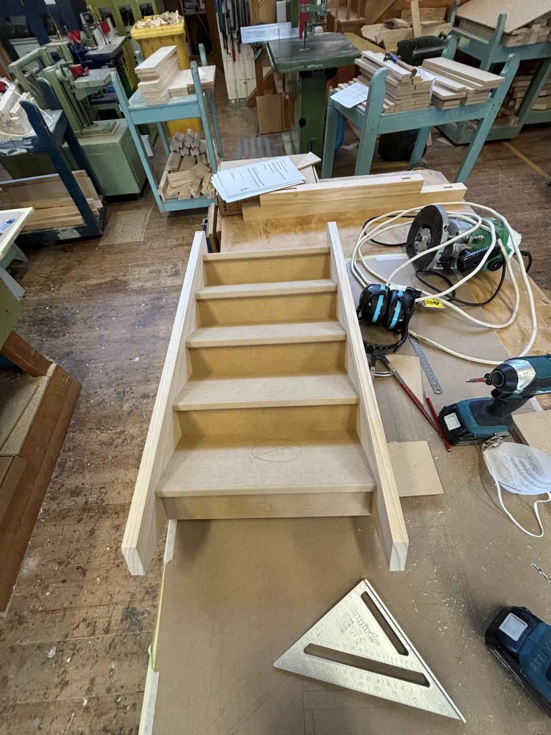 基督城木工课程之做梯子?