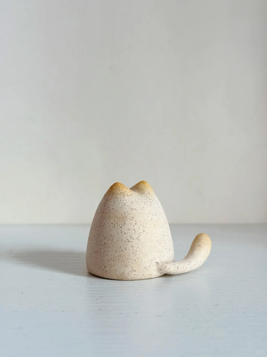 一只喵～桌面摆件还可以当笔架✐