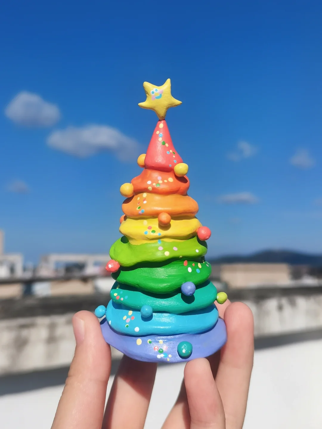 ?会跳舞的星星⭐️留下了一串彩色脚印