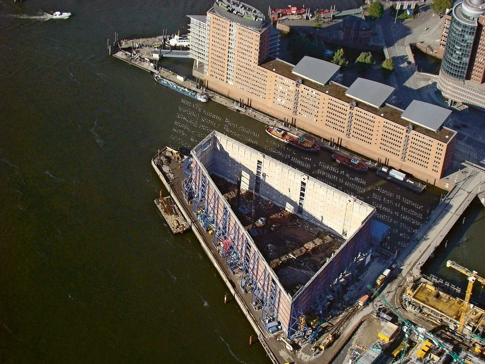 141-1. 汉堡爱乐音乐厅?废墟仓库→声学圣殿