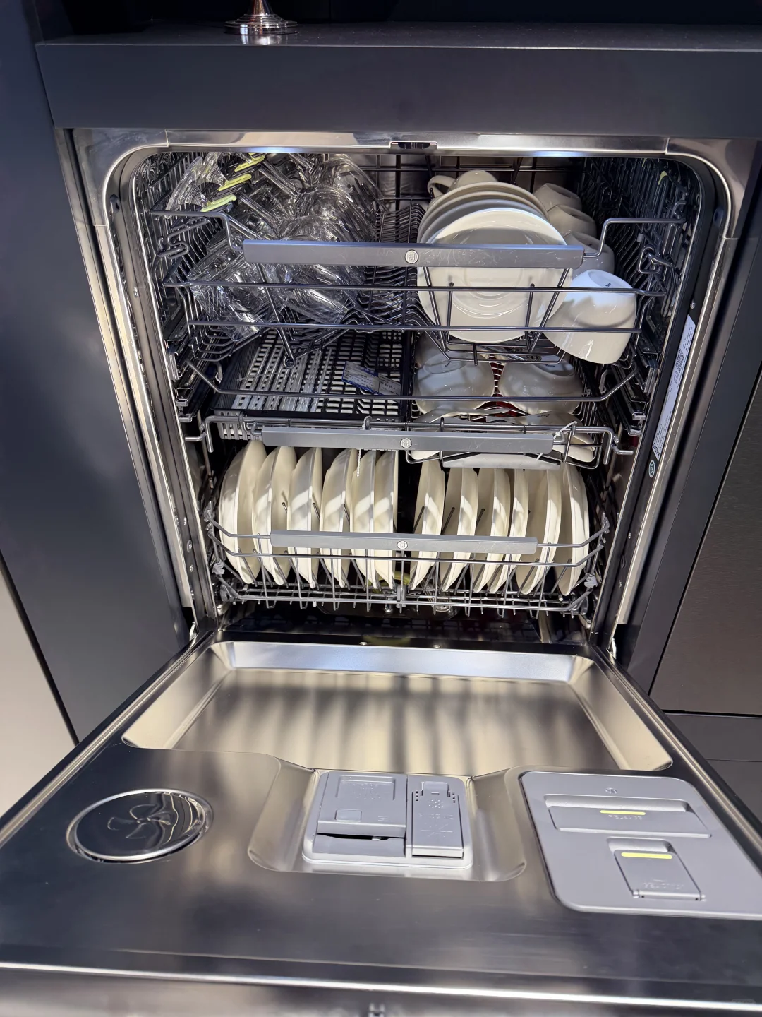 害得是富森美啊！高品质家电一站式购齐！