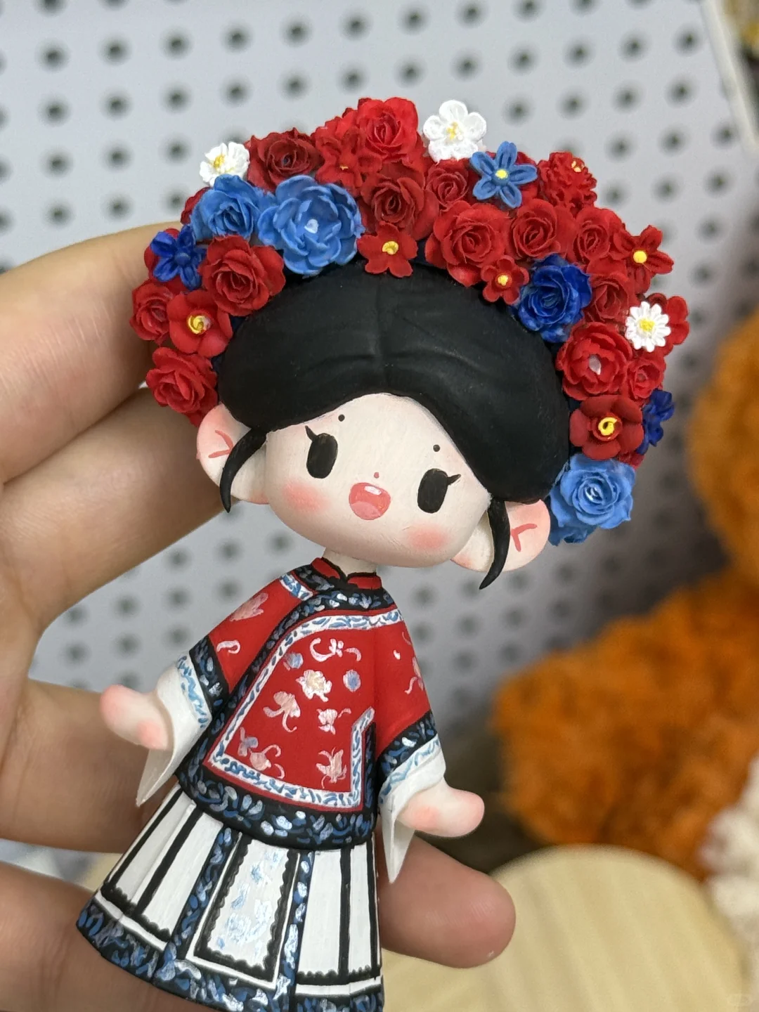 终于做到了簪花造型的手办?