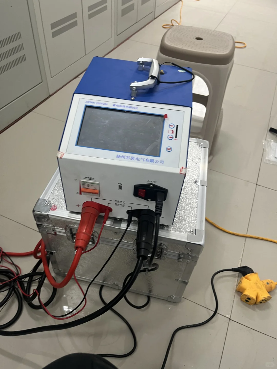 铅酸蓄电池充放电试验