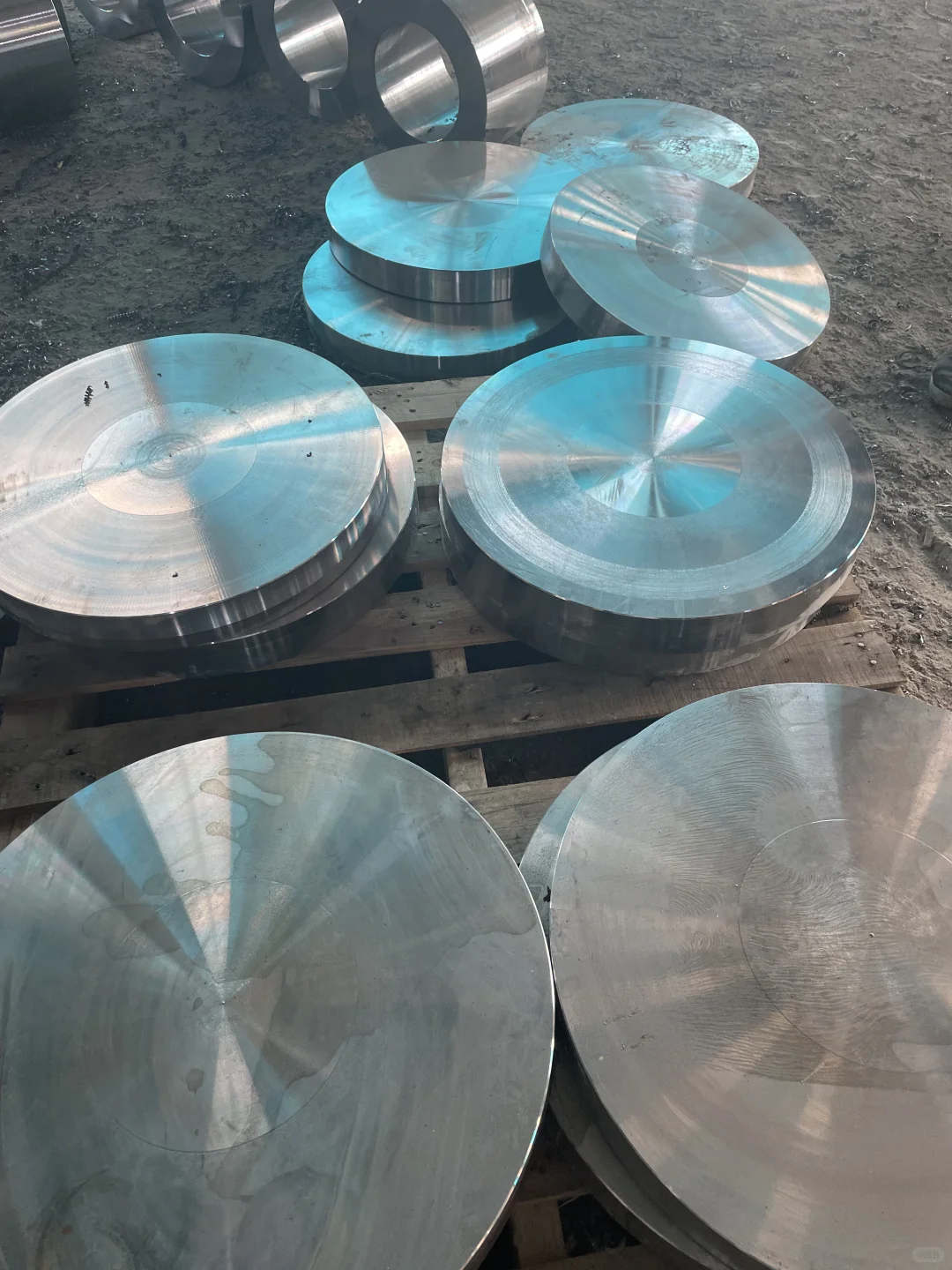 锻造分度盘毛坯 Cr12MoV 钢 + 粗车 数控铣