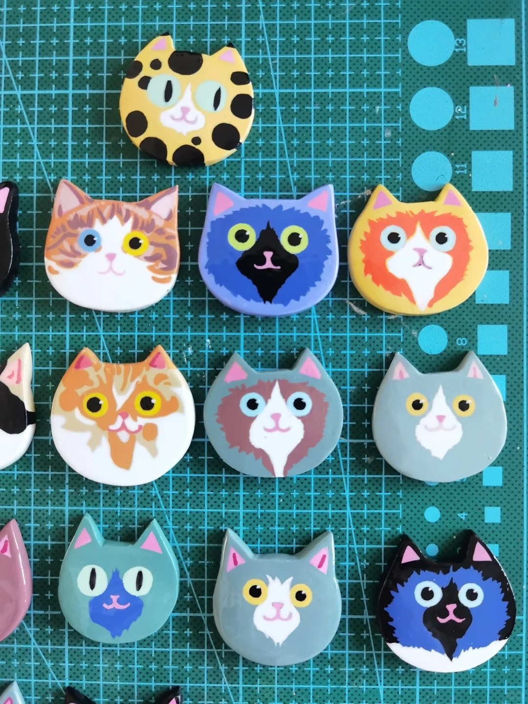 经验分享Ⅰ我用石塑粘土做的各种小猫头