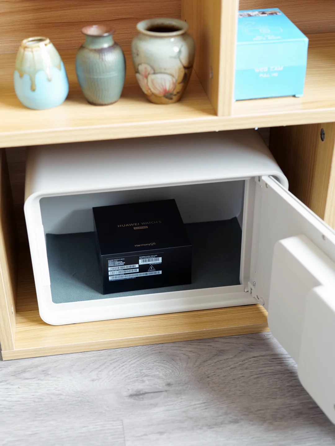 这个会“自动开门”的得力小宝箱，安全感爆棚！