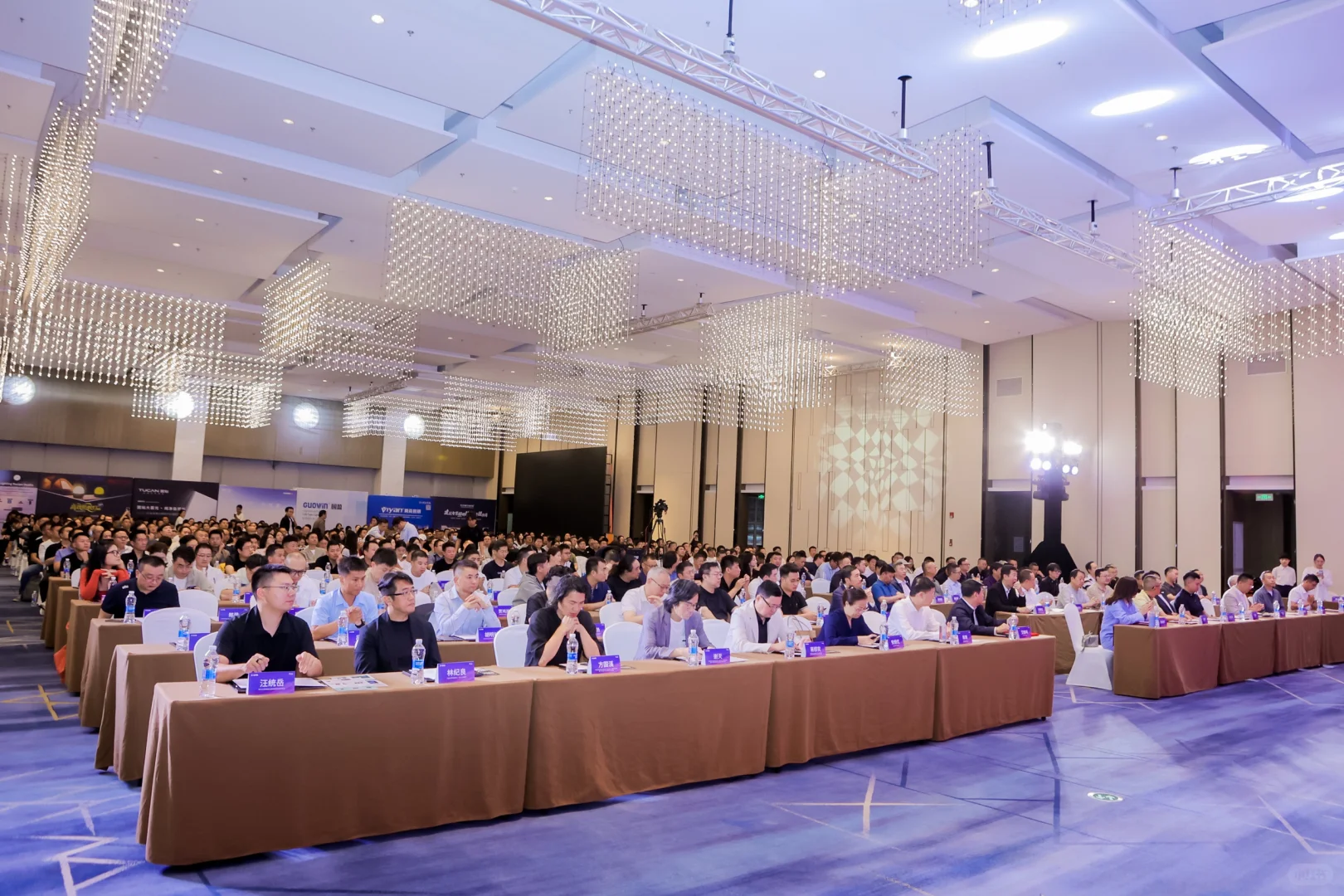 照明设计总决赛得了个铜奖✌?