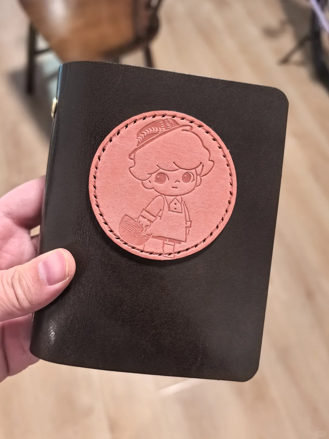 大功告成的时候斩齿伤到了皮面