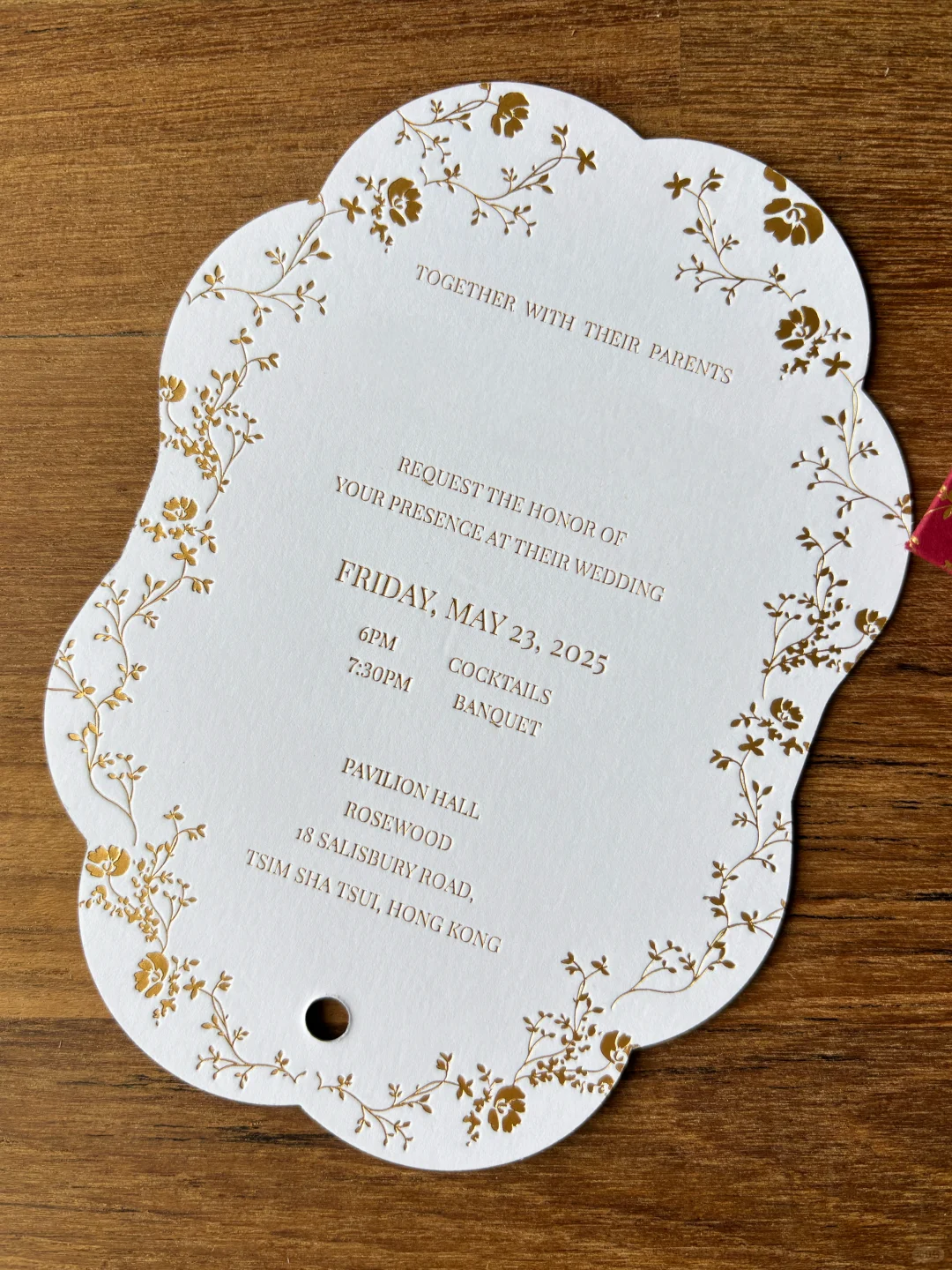 ❤️把东方囍事，绣进红金请柬的诗行里