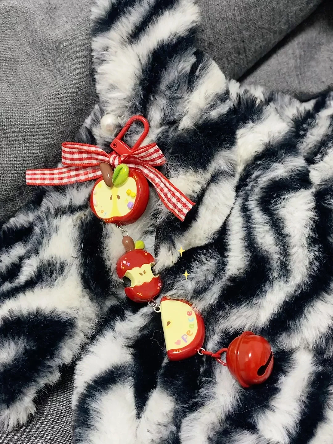 石塑粘土 | ?苹果挂链冰箱贴