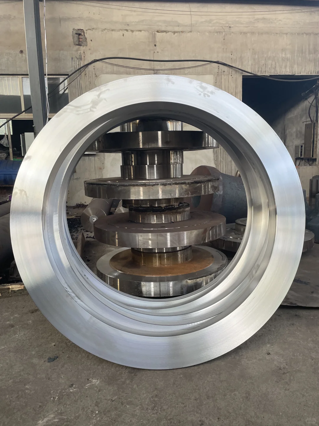 锻造分度盘毛坯 9Cr2Mo 钢 + 粗车 数控铣床