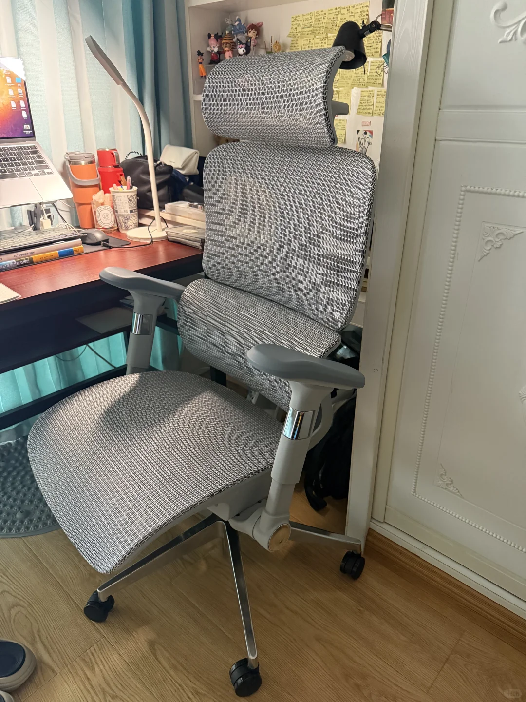 ? 700块买到千元配置！这款人体工学椅真的