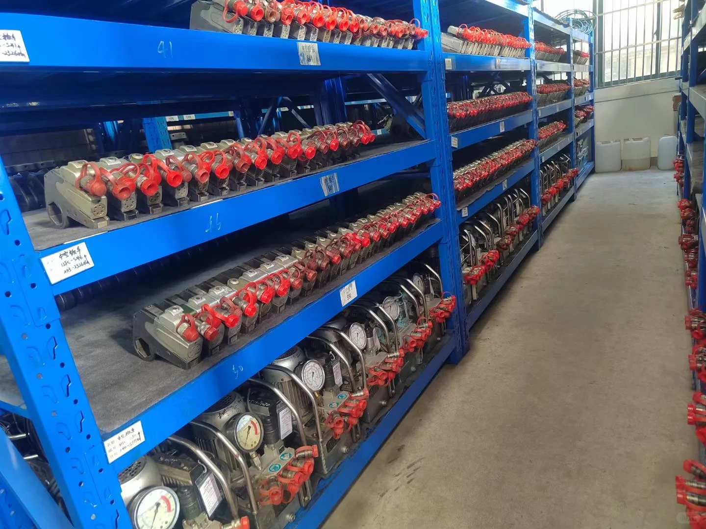 家里让我在网上卖液压扳手?