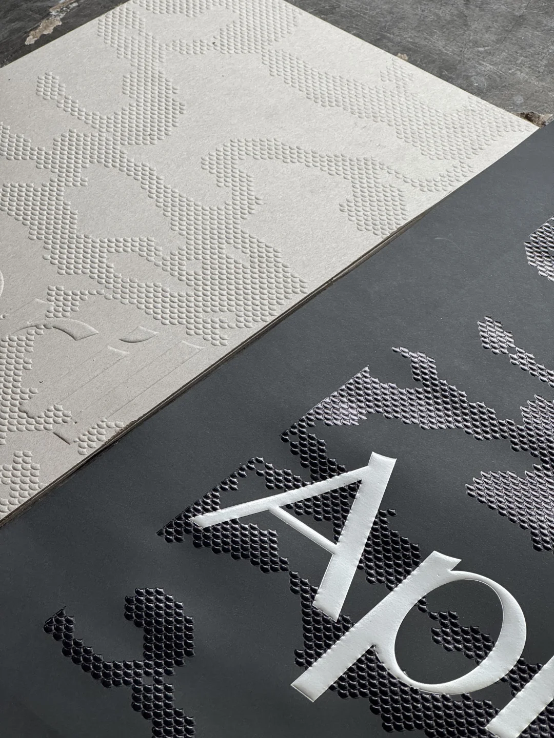 礼盒工艺|深压纹