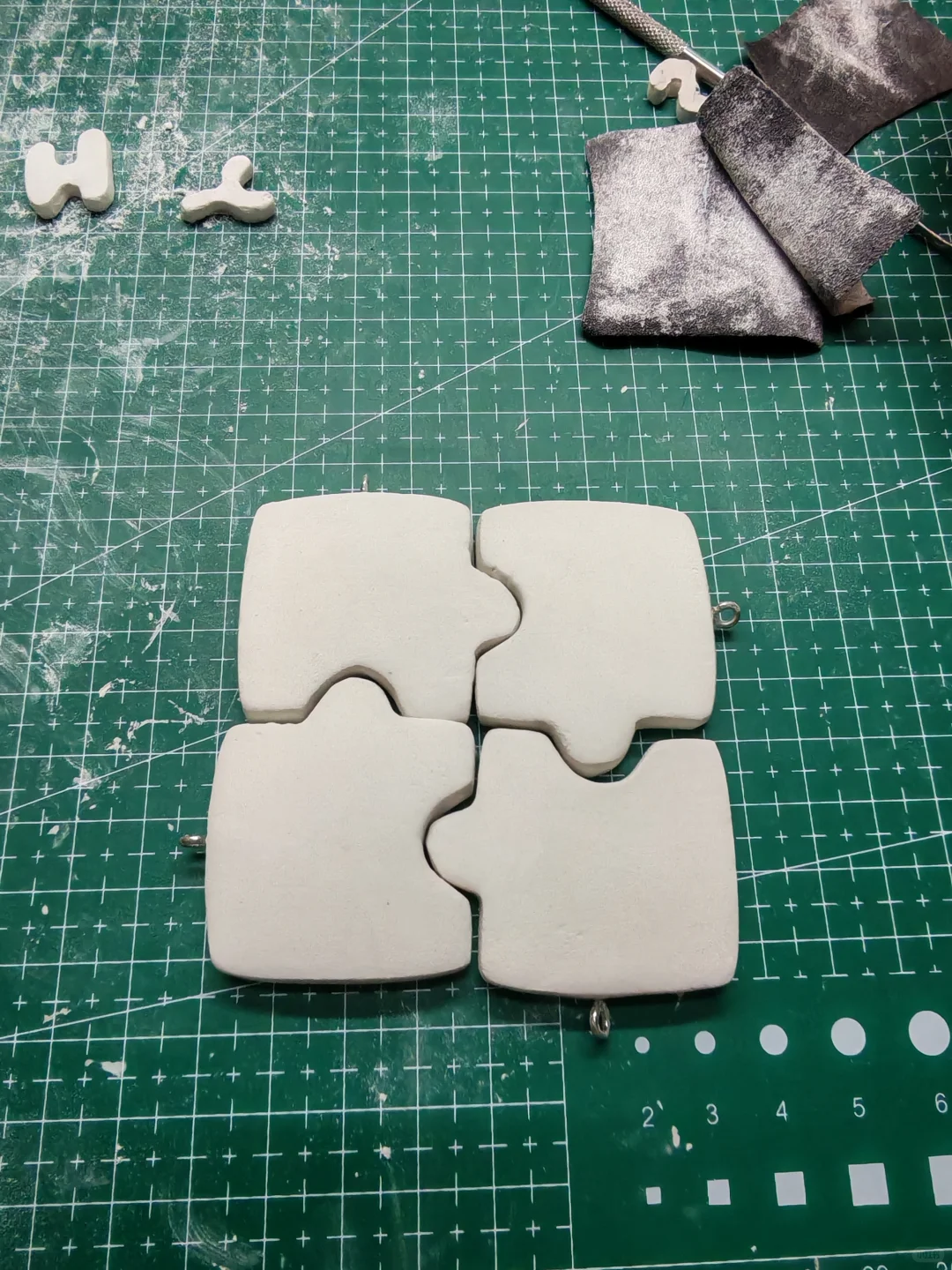 粘土拼图挂件 | 把名字做成彩色宇宙?