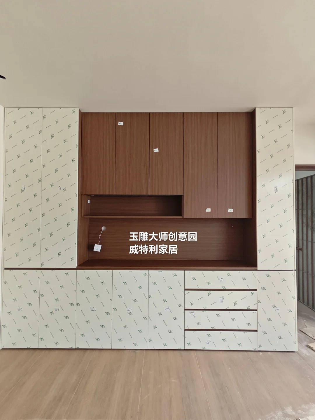 郑州全屋定制落地案例好喜欢我的柜子