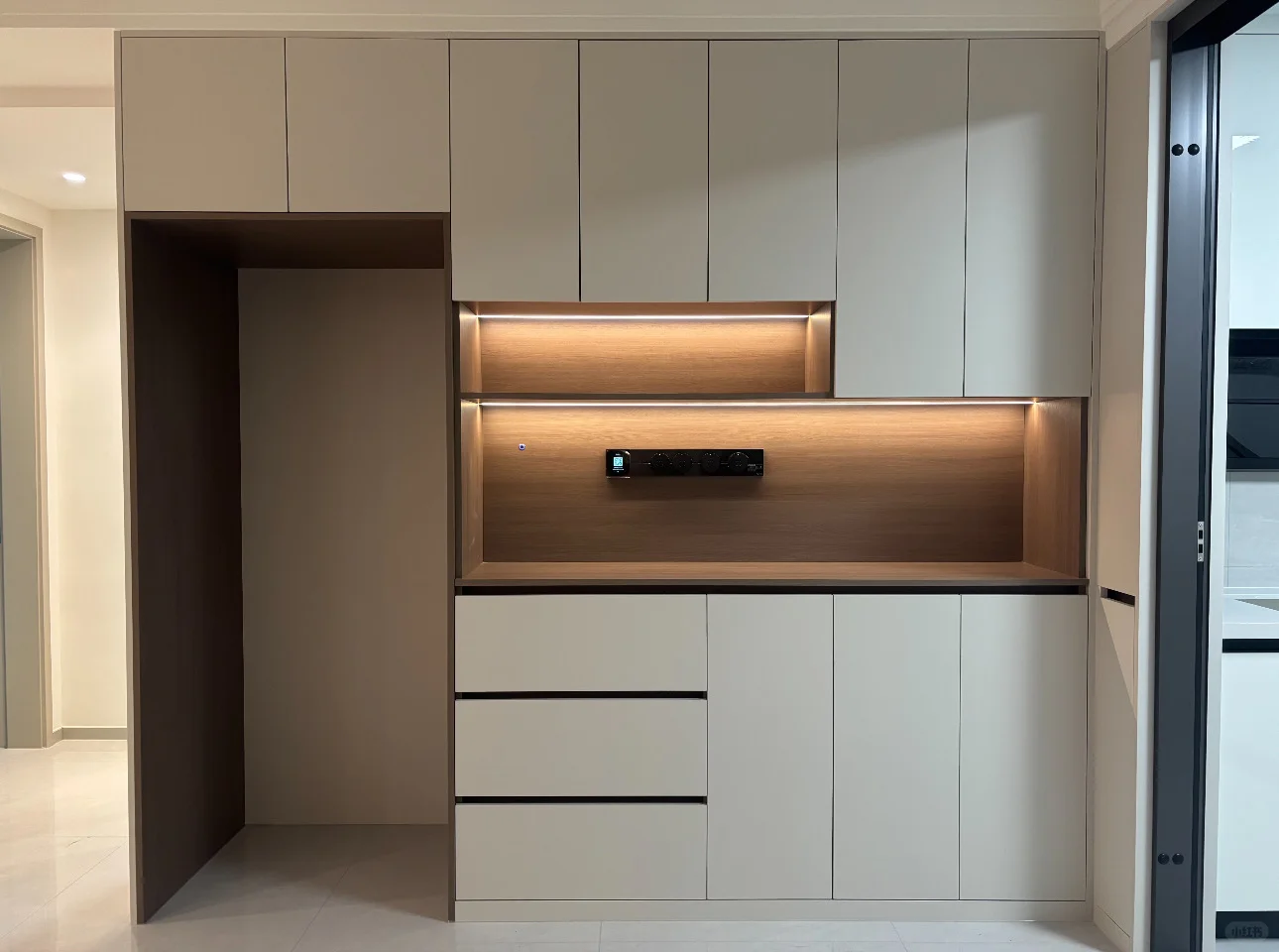 19,000块钱做的定制衣柜，不知道做贵了没有