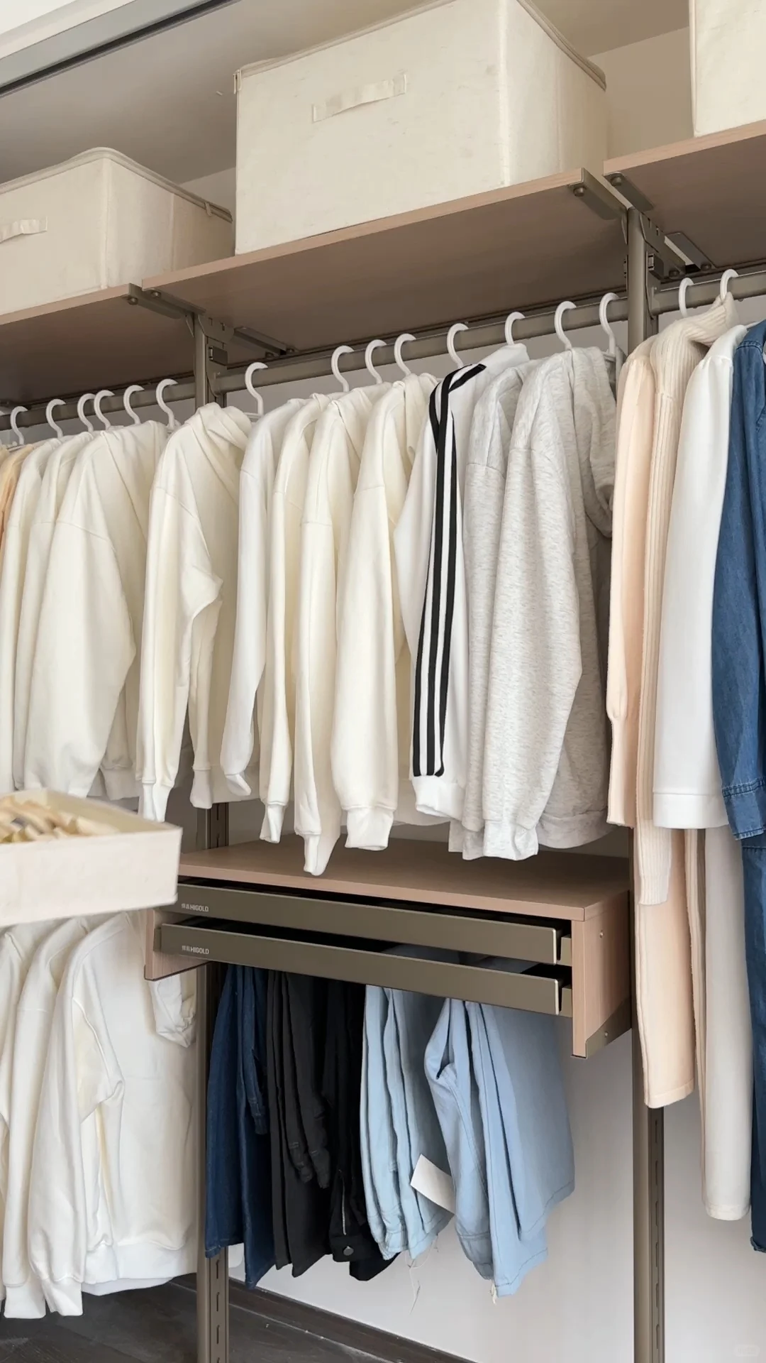 成都丨单杆承重200斤的金属衣柜，太香啦