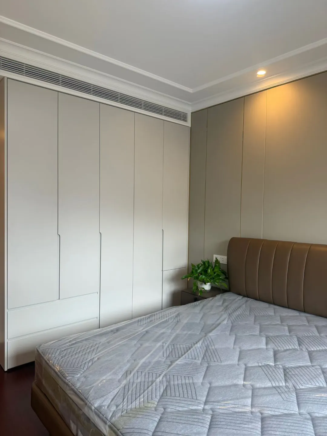 全屋定制、水性漆的质感、这才是真的质感