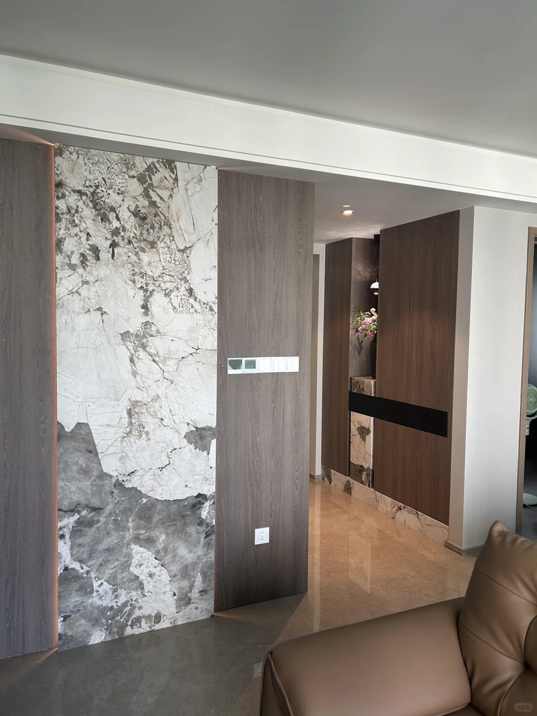 全屋定制落地，这样的风格是你喜欢的吗？