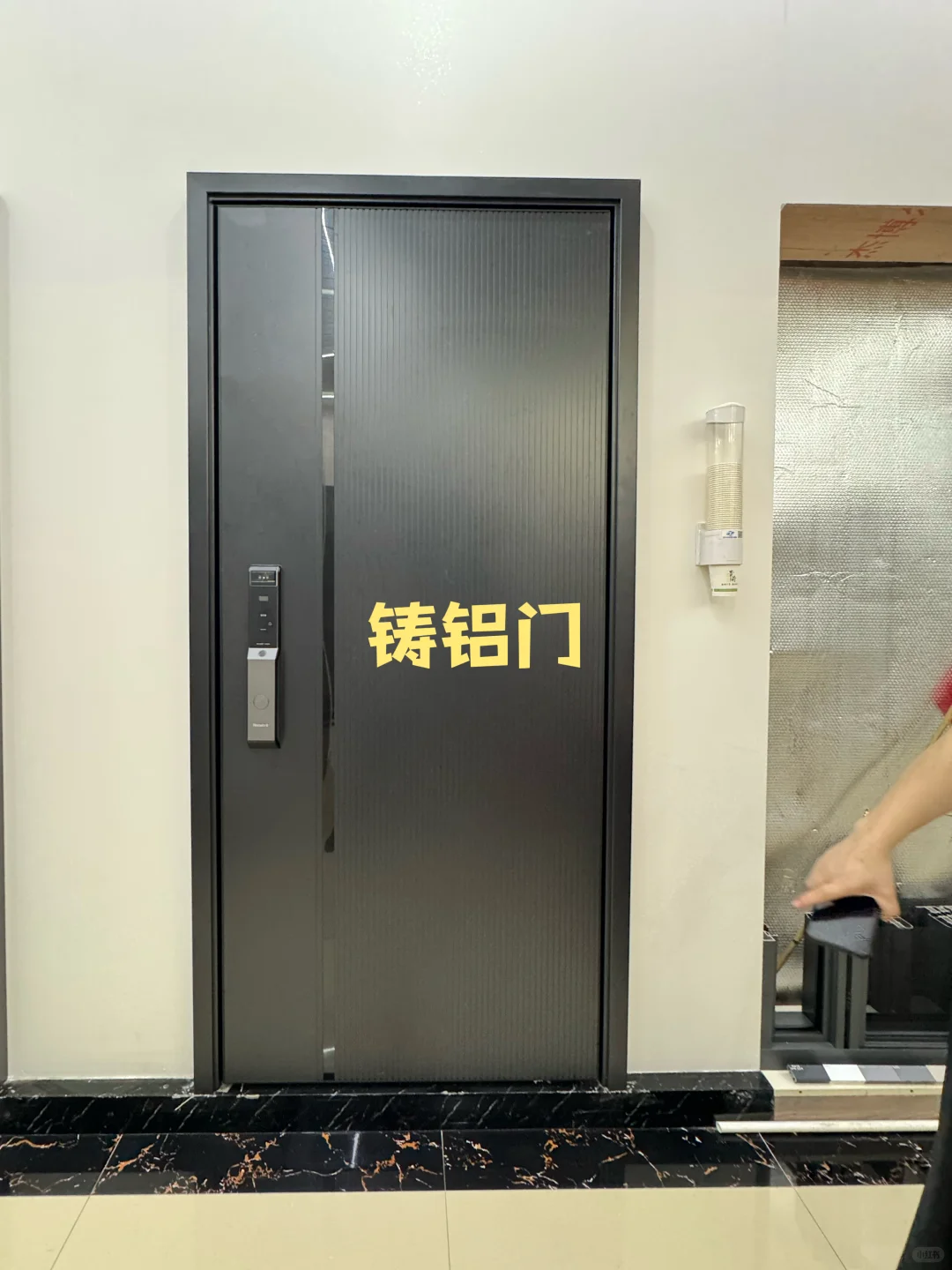 选入户门篇｜锌合金vs铸铝门，终极大对决!