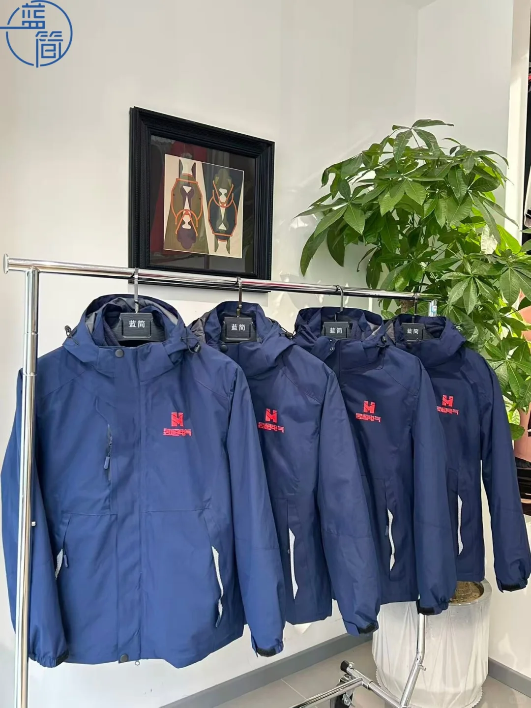 电工必备！推荐这款藏青色三合一冲锋衣!!!