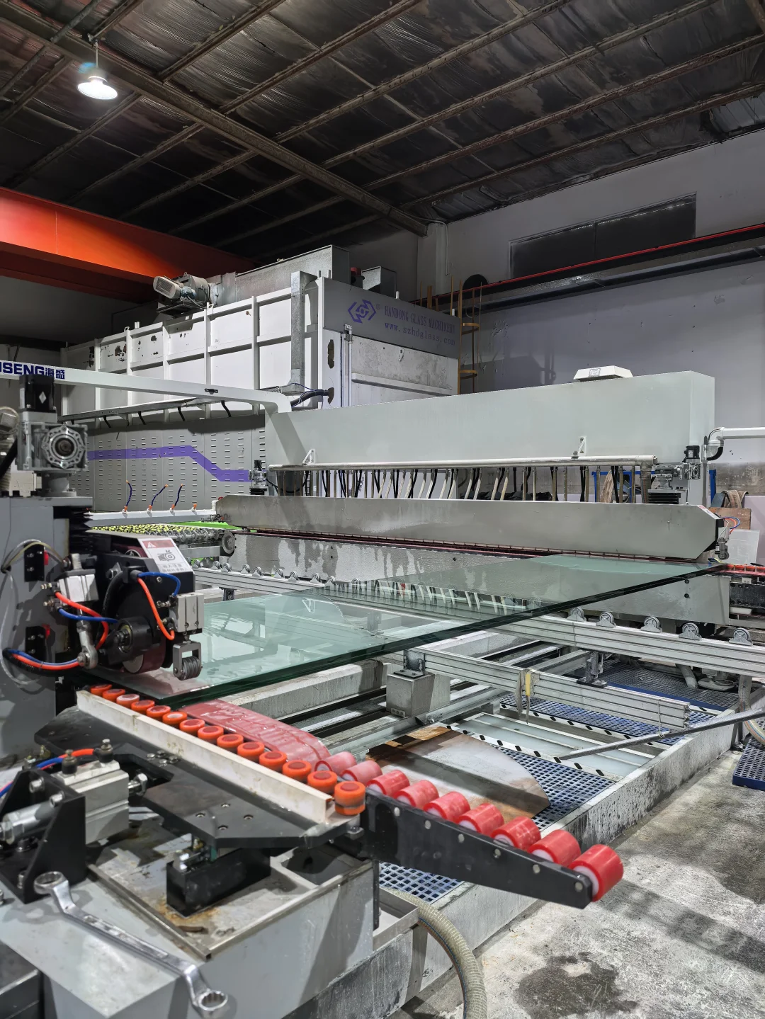 15+15超白/白玻夹胶玻璃，夹后磨边更光滑