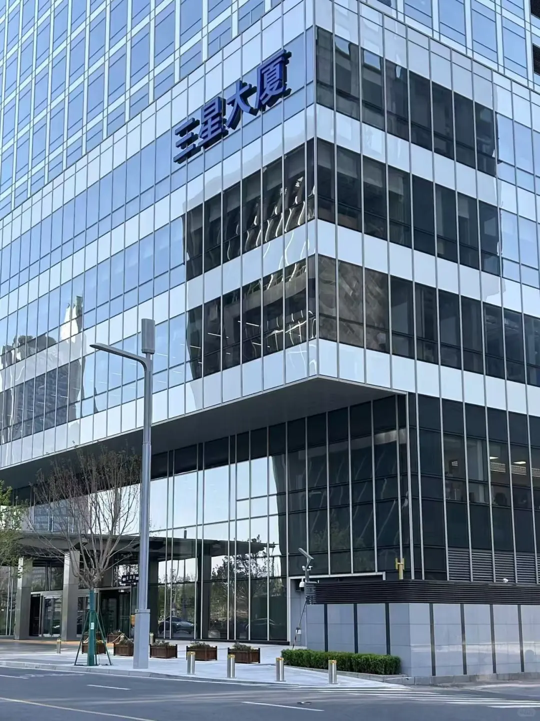 北京地标「换肤」计划：给玻璃幕墙加点颜色